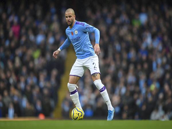 Top 7 hậu vệ cánh phải xuất sắc nhất thế giới hiện nay