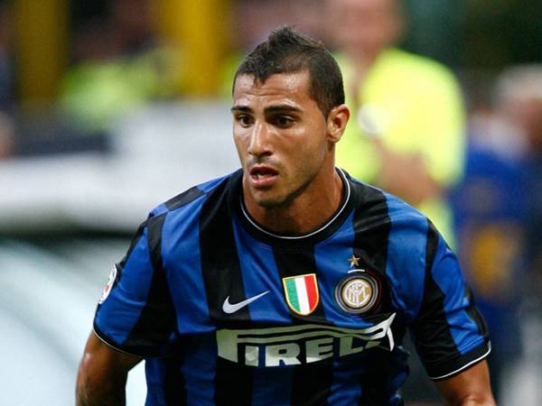 Thông tin về cầu thủ Ricardo Quaresma: Nghệ sĩ đường biên